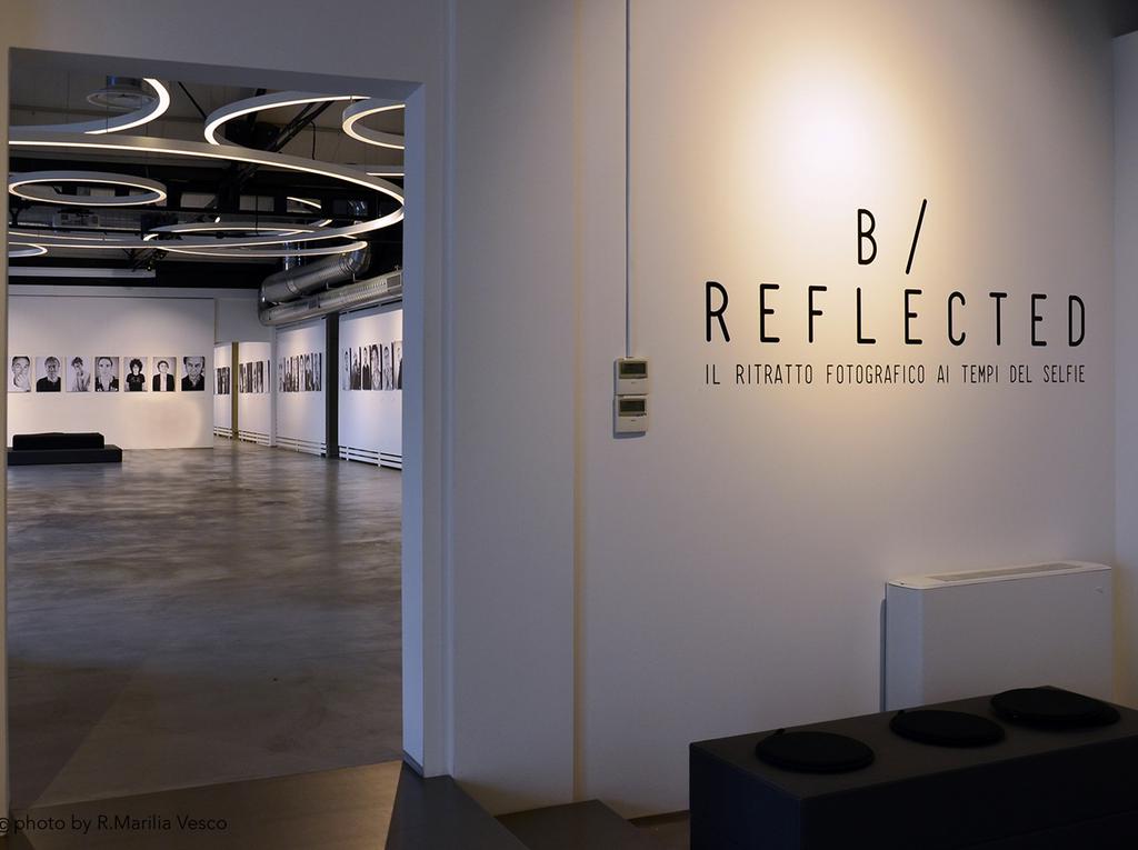 Workshop e mostra Max and Douglas