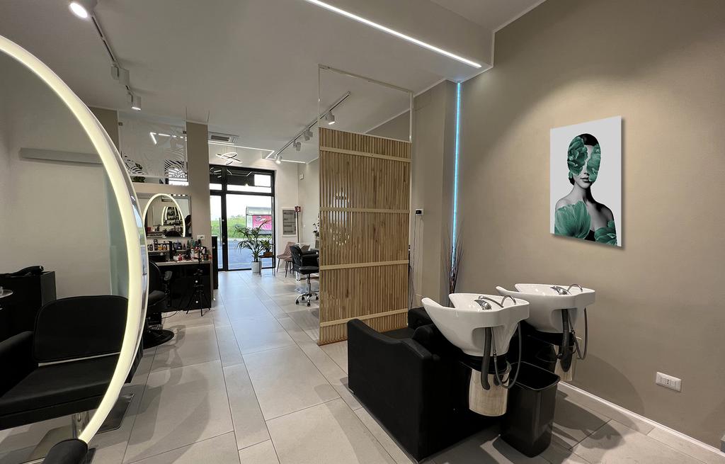 Layout negozio Black and White